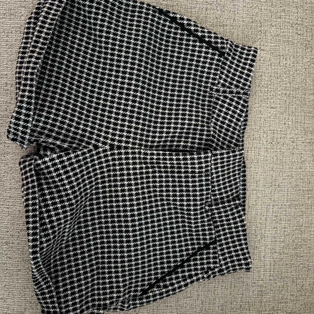 High Waist Black and White Houndstooth Shorts